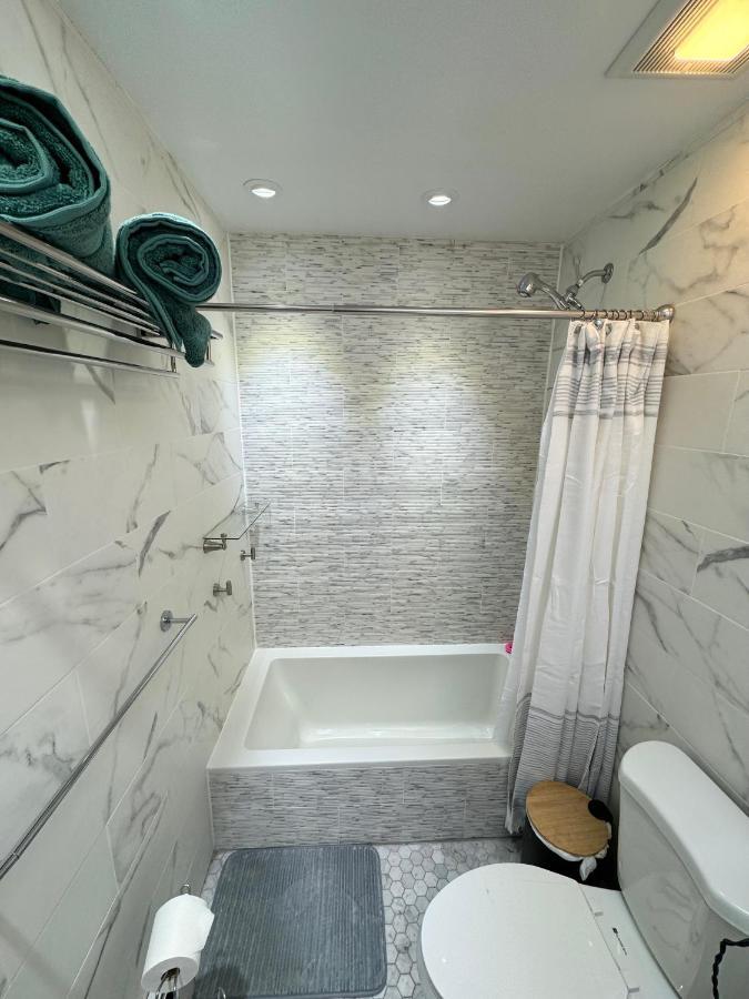 The Waltham Private Room & Bathroom John F Kennedy Jfk Lga Airport Manhattan Penn Station Bullet-Train 15 Min ニューヨーク エクステリア 写真